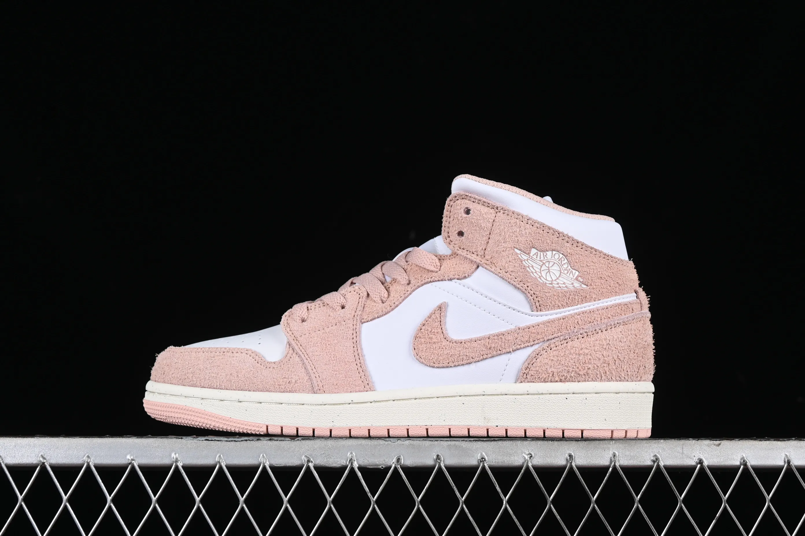 All categories Air Jordan Jordan series basketball shoes Air Jordan 1 Mid Air Jordan AJ1 Mid AJ1 Joe 1 white pink mid-top basketball shoes FN7432-161
